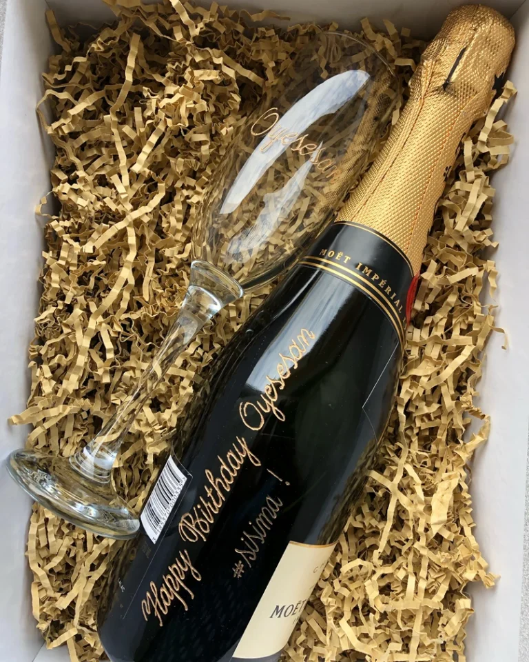 d98026_51dab5e2ceeb43848498fedbd636b22c~mv2_d_3024_3780_s_4_2